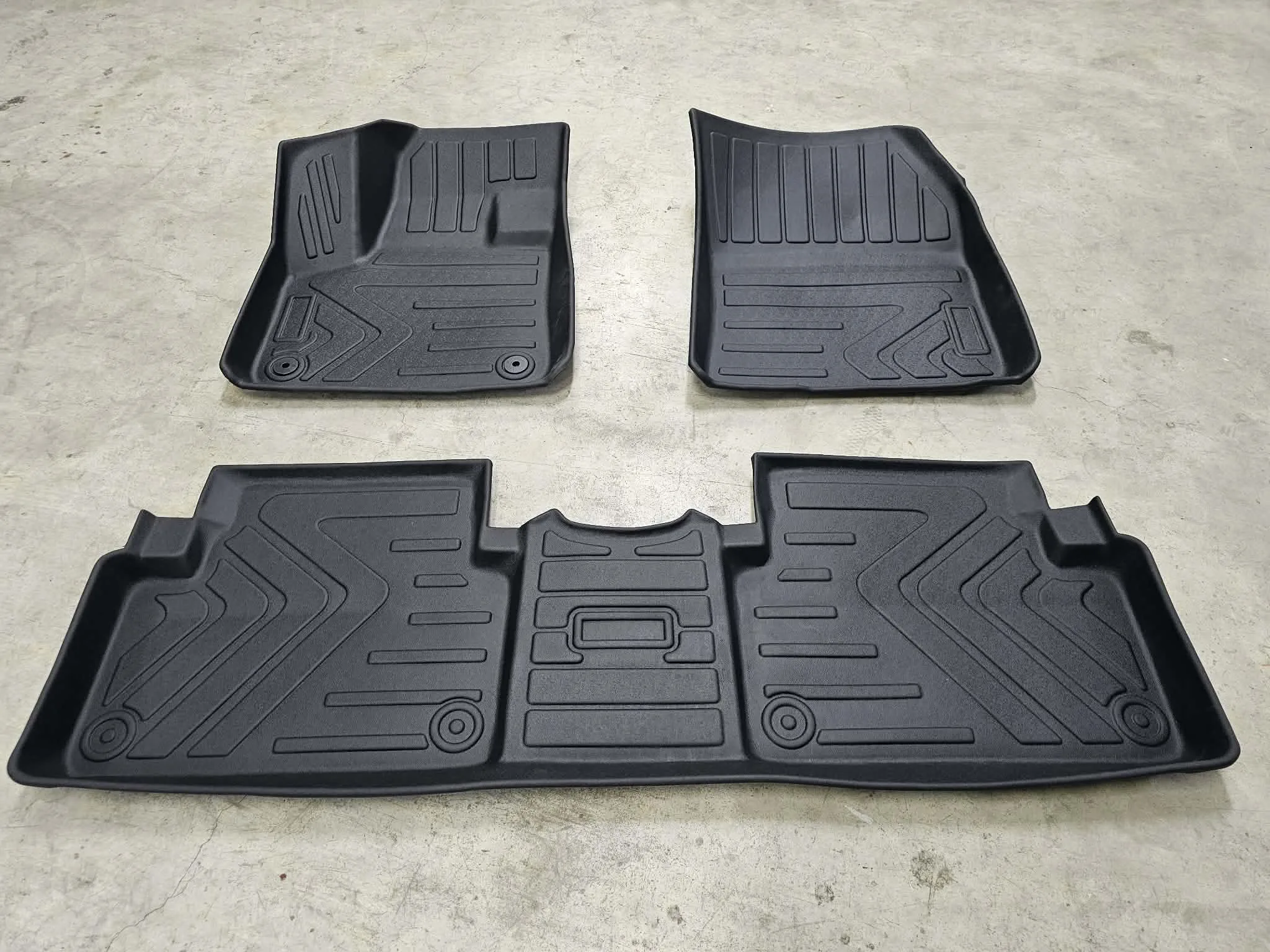 Image supplémentaire 1 de Tapis de Sol 7D sur Mesure pour Peugeot 3008 - Protection Intégrale & Étanche