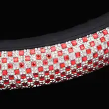 Image supplémentaire 3 de Couvre-Volant de Luxe serti de Cristaux rouge et Diamants - Design Glamour & Chic | Accessoires Auto Tunisie