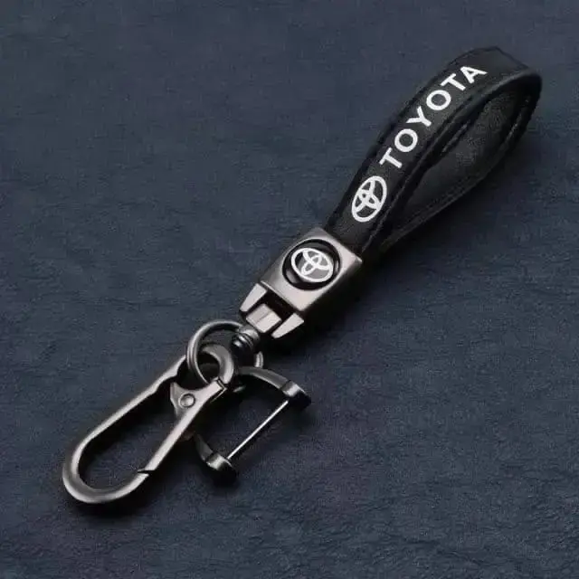 Porte-Clés Premium Toyota en Cuir et Métal : L'accessoire indispensable pour les passionnés à Tunis.​